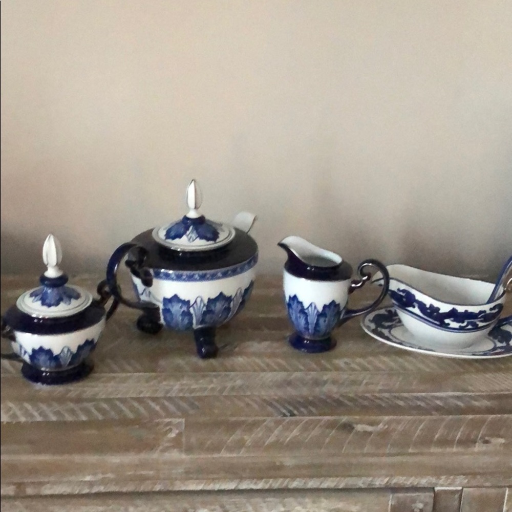 Vintage Bombay china great condition